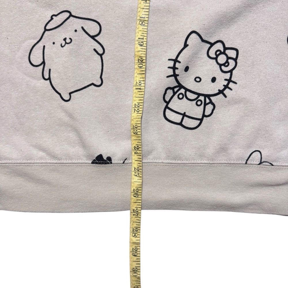Sanrio Hello Kitty And Friends Tan All-Over Print Sweatshirt Size XL - Picture 5 of 5